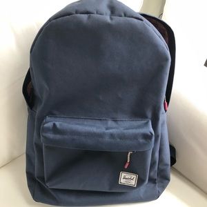 Herschel navy backpack